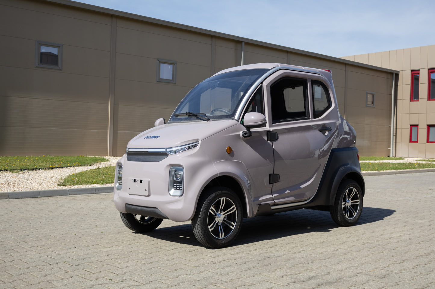 masina electrica kuba city 3000 W 72 V 58 Ah, 3 pasageri