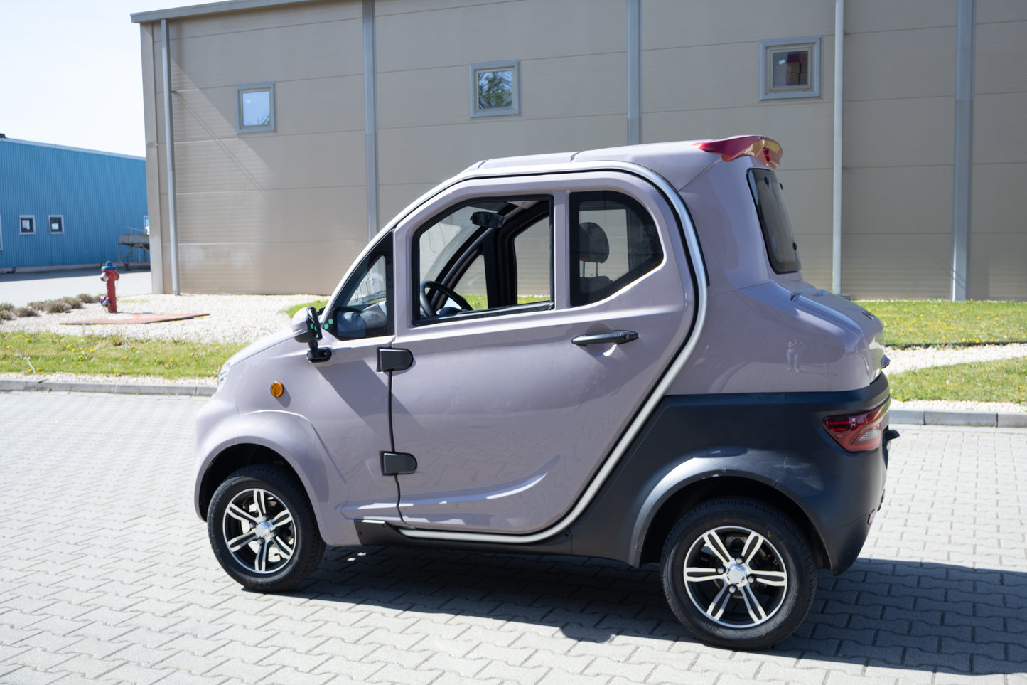 masina electrica kuba city 3000 W, 72 V, 58 Ah, viteza 45 km/ h
