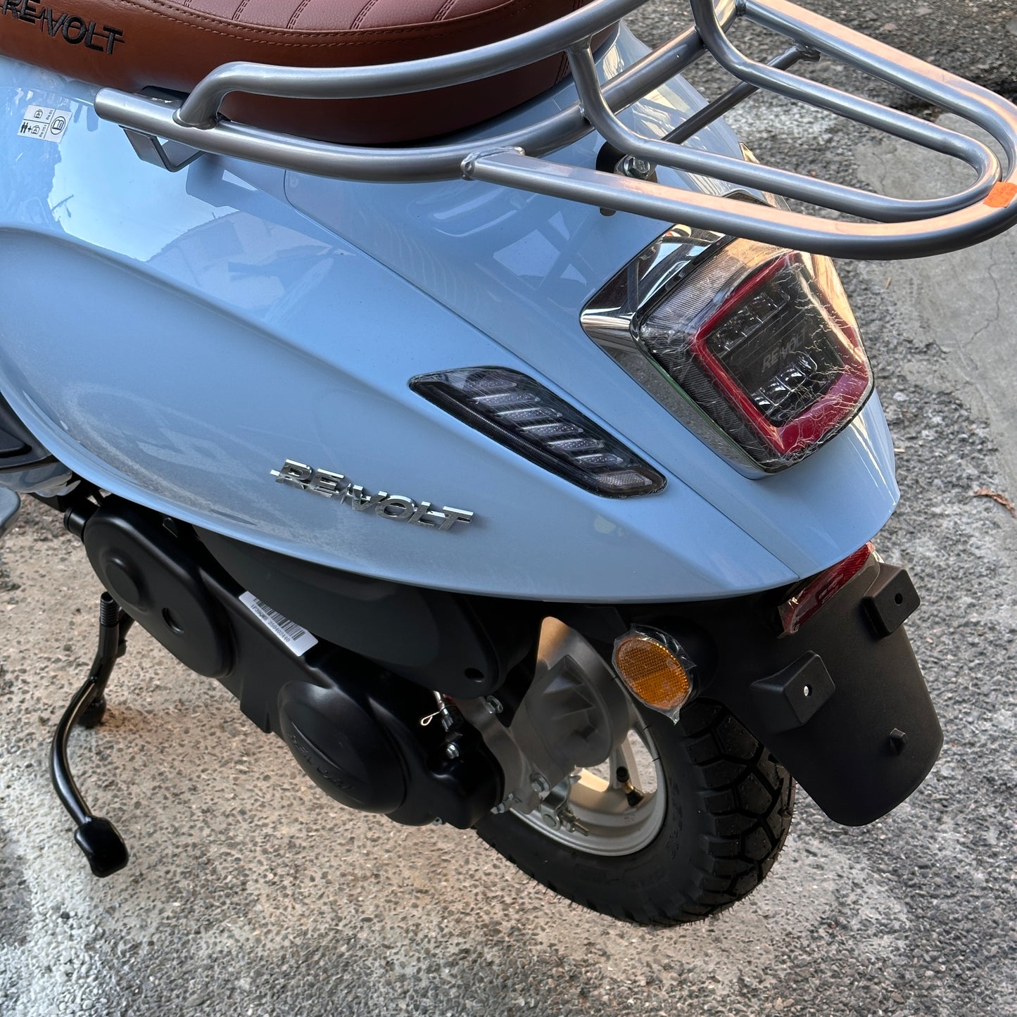 Scuter Benzină Voltarom RS4, 50cc, 45 Km/h, 2.99 CP, Euro 5, 4 timpi