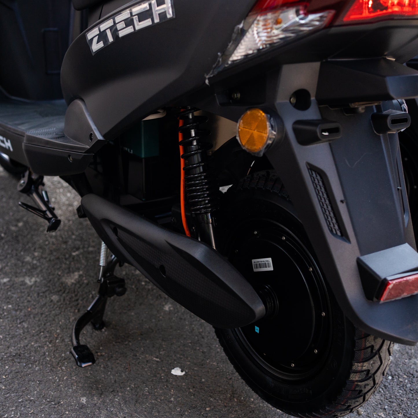 Scuter electric fără permis Z-TECH ZT-52 60V 20Ah