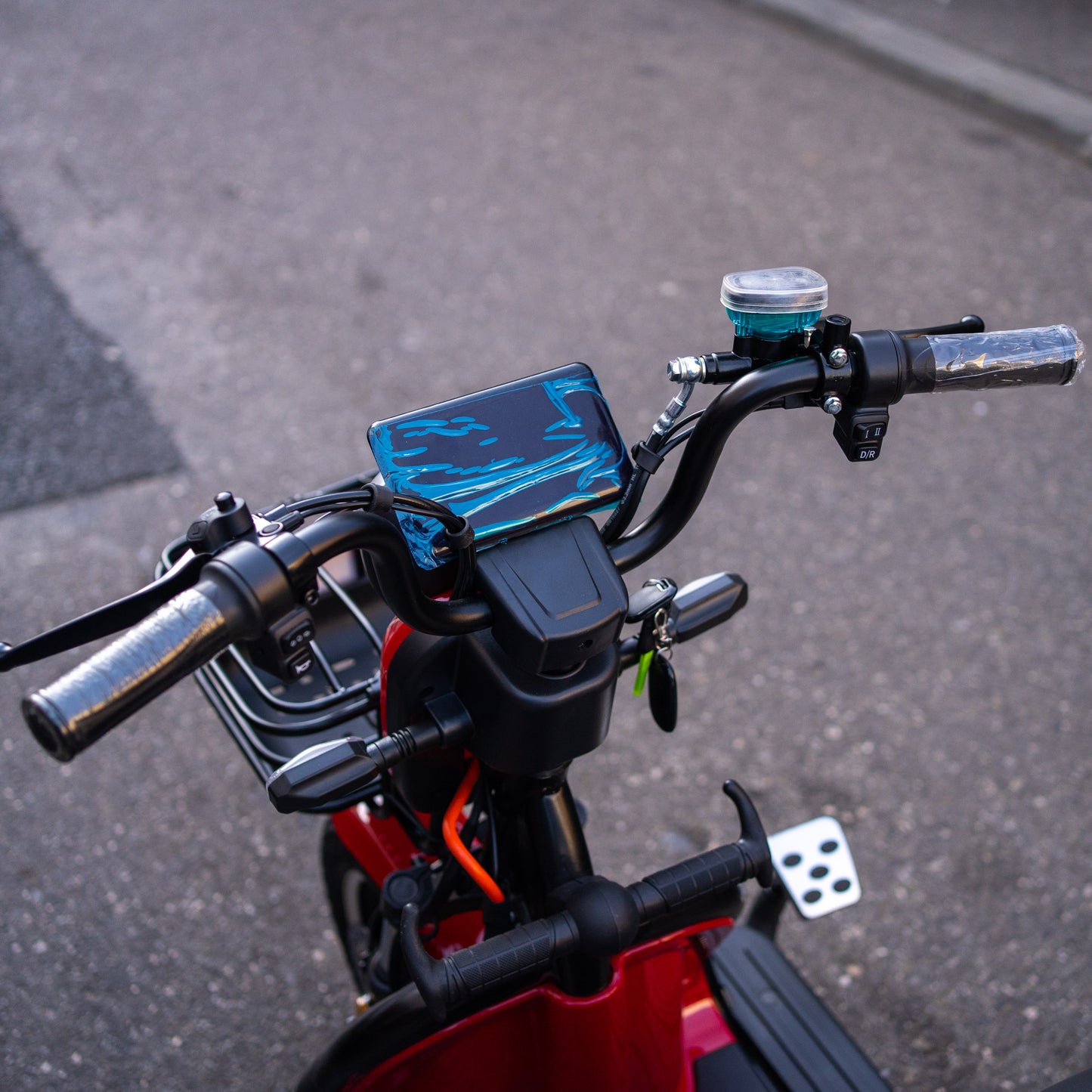 Tricicletă Electrică RUZGAR ARORA Fără Permis, Viteză Maximă 25km/h, Autonomie 45km, Motor 650W, Baterie 60V 20Ah