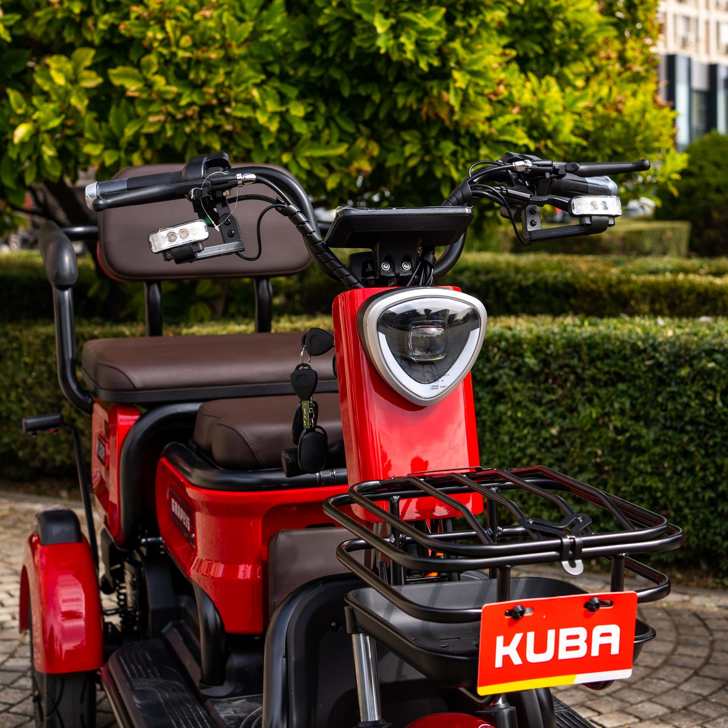 Tricicletă Electrică GRAPE 15, Fără Permis, Viteză Maximă 25 km/h, Autonomie 45km, Motor 500W, Baterie 60V 20Ah