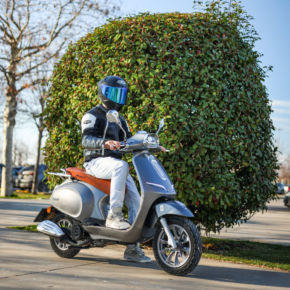 Scuter Benzină Voltarom RS6, 125cc, 80 Km/h, 7.34 CP, Euro 5, 4 timpi