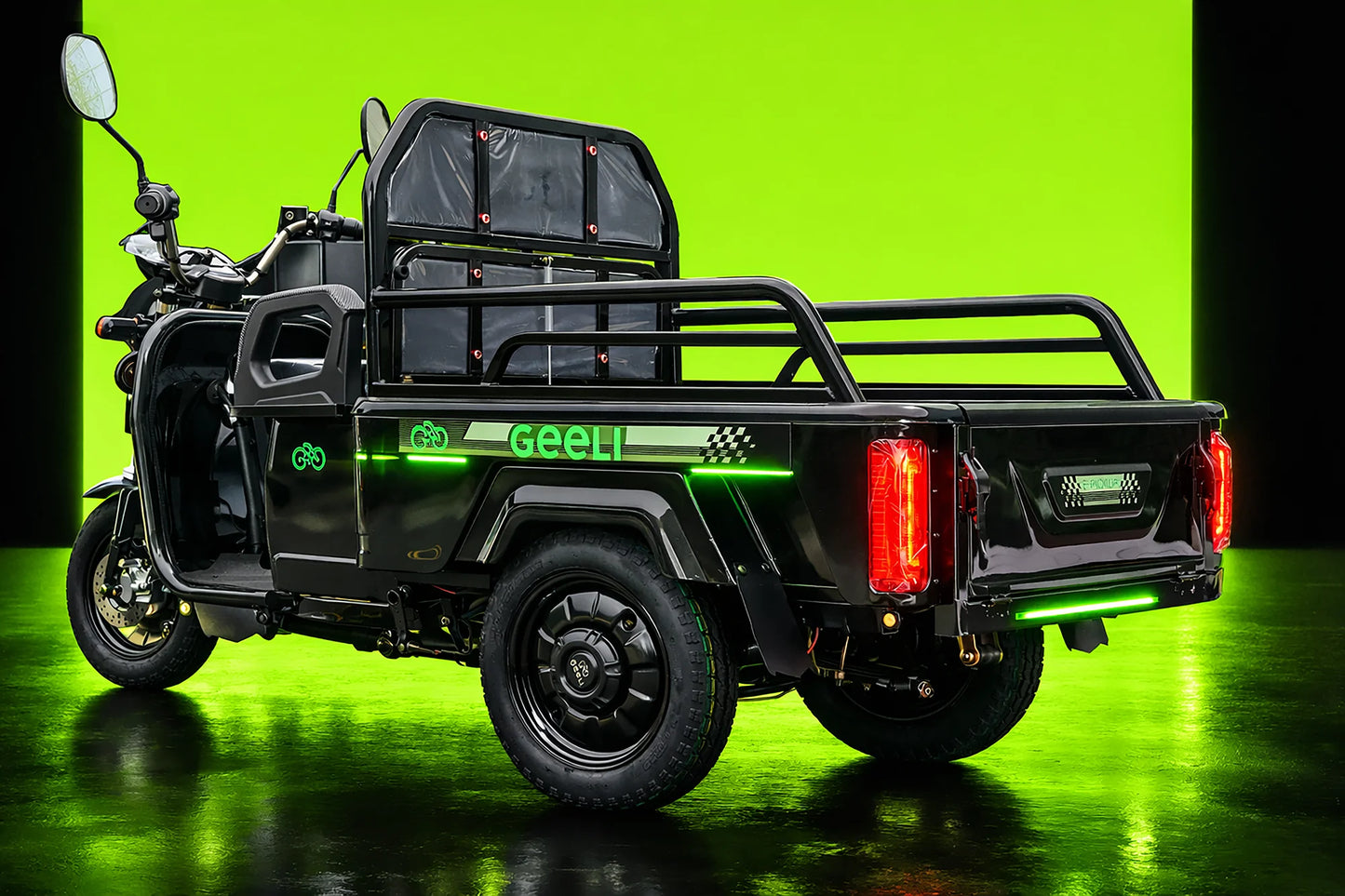 Triciclu Electric Geeli E-Pickup, Fără Permis, Viteză Maximă 25 km/h, Benă, Motor 1500W, Autonomie 60km, Baterie 60V 32Ah