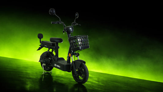 Scuter Electric Geeli Bee, Fără Permis, Viteză Maximă 25 km/h, Motor 350W, Autonomie 35km, 2 Locuri, Baterie 48V 12Ah