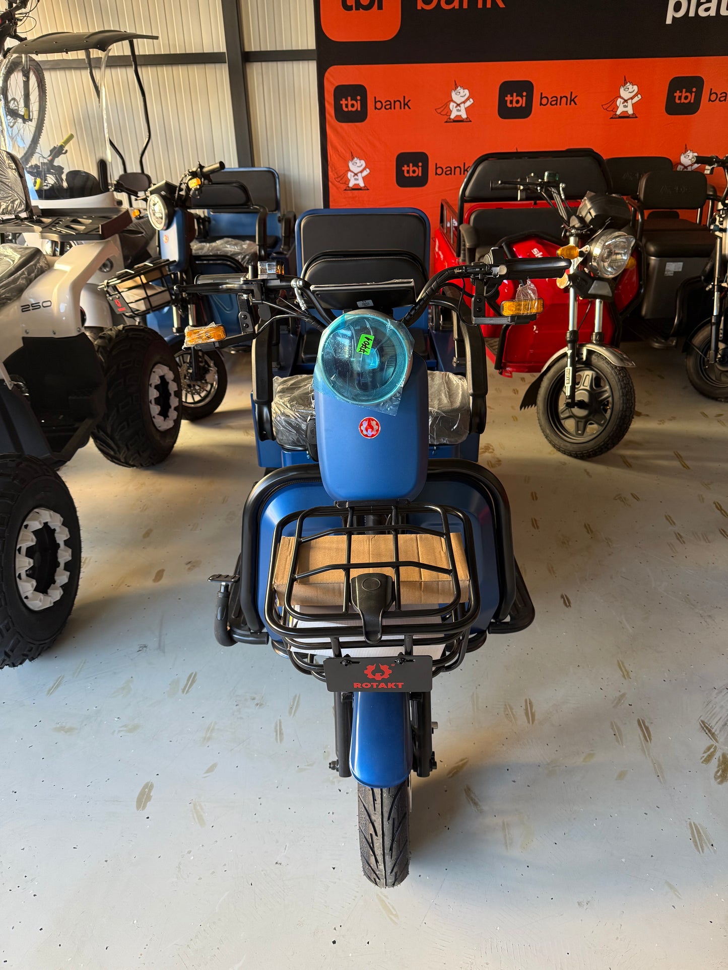 Prelată ATV OEM, Culoare Camuflaj, 256x150x150 cm, Rezistentă la Intemperii