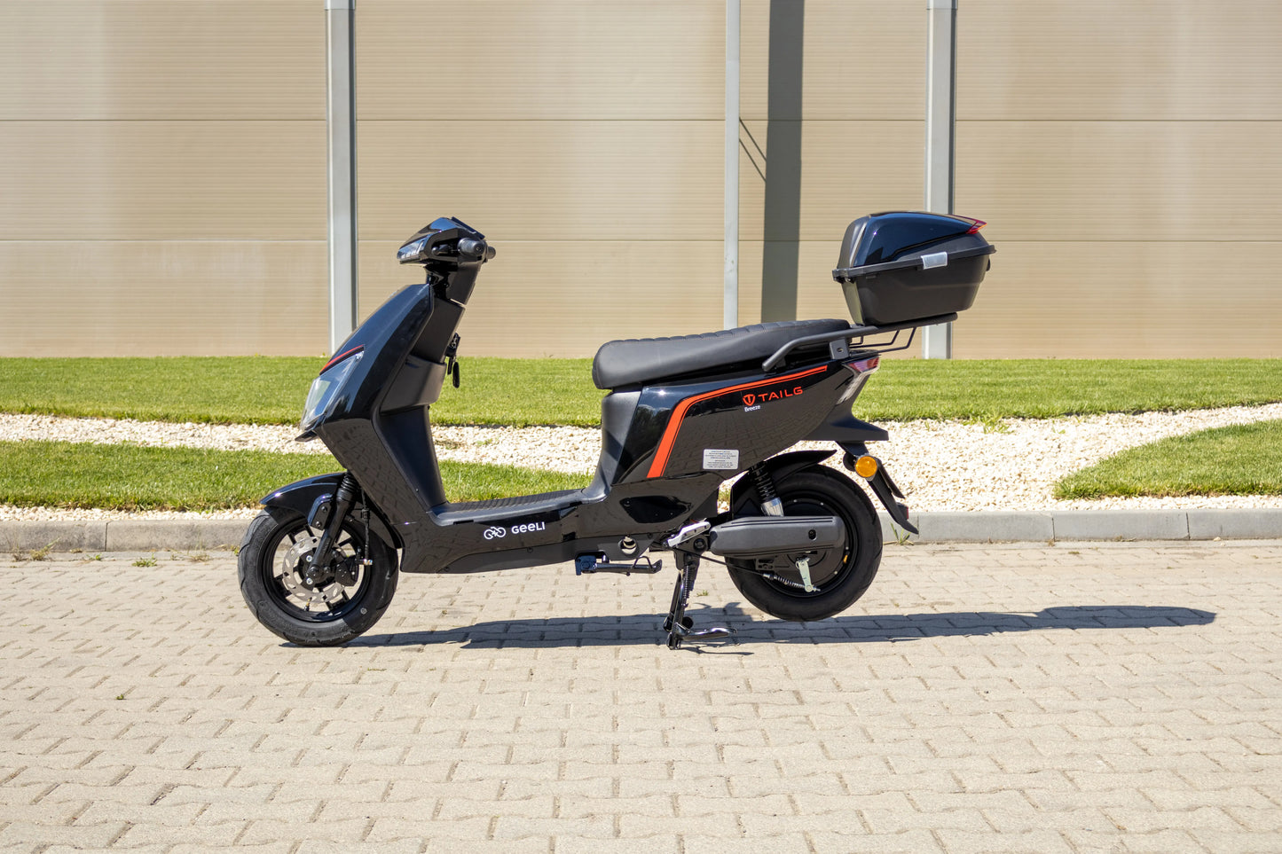 Scuter electric Geeli Breeze – fără permis, baterie detașabilă