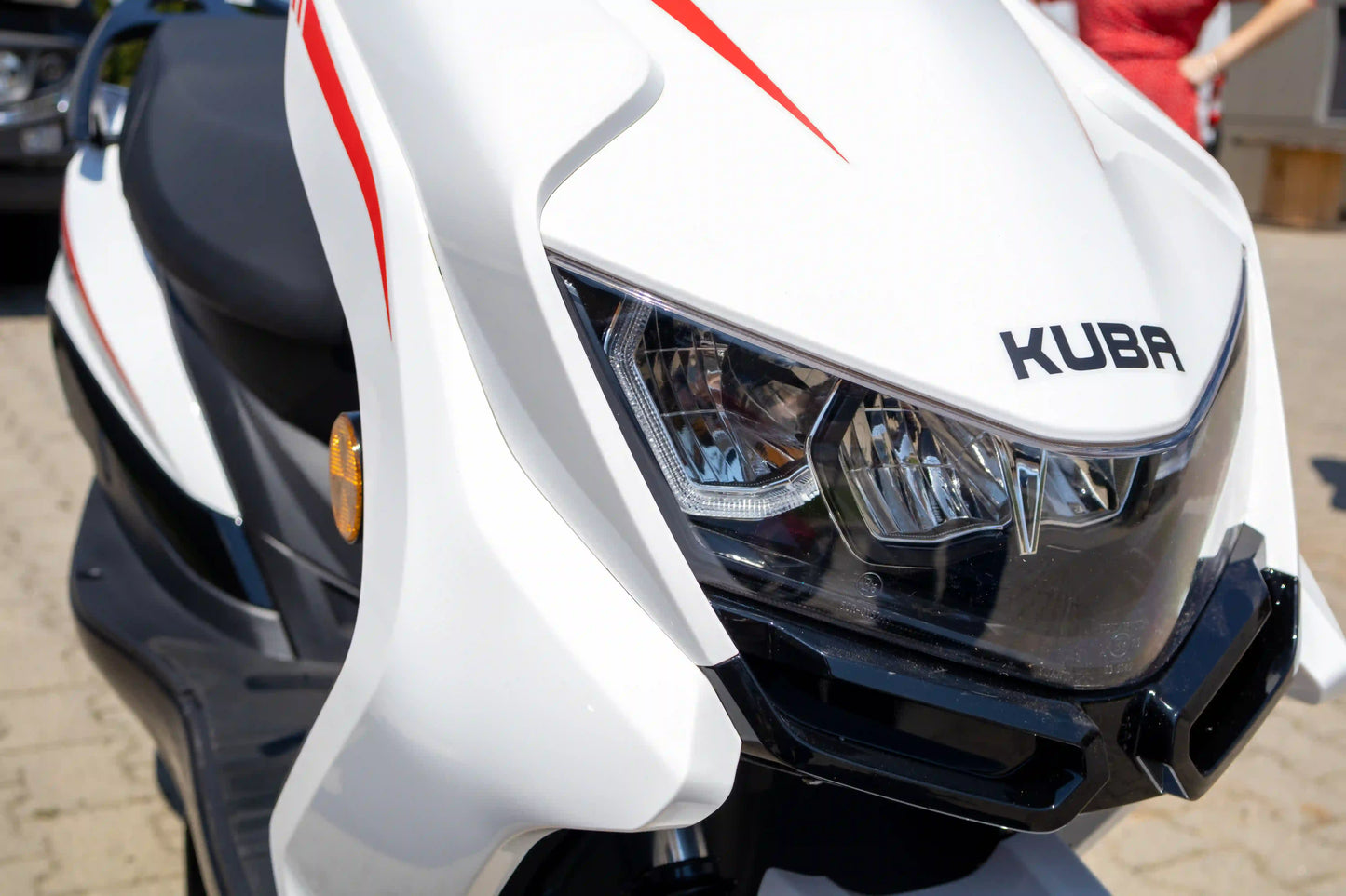 Scuter Electric Fără Permis Kuba MT3 PRO X, Viteză Maximă 25 km/h, Motor 3000W, Autonomie 80-100km, Baterie 72V 20Ah