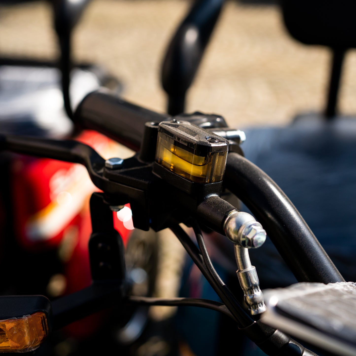 Tricicletă Electrică Rotakt Safari, Fără Permis, Motor 1000W, Viteză Maximă 25km/h, Autonomie 62 km, Baterie 60V 20Ah, Greutate Maximă 187 kg