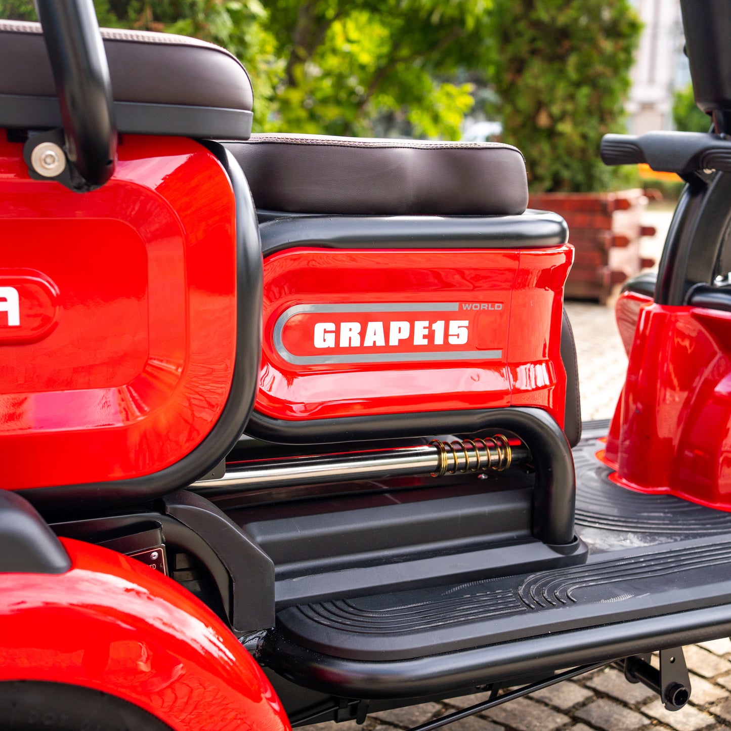 Tricicletă Electrică GRAPE 15, Fără Permis, Viteză Maximă 25 km/h, Autonomie 45km, Motor 500W, Baterie 60V 20Ah