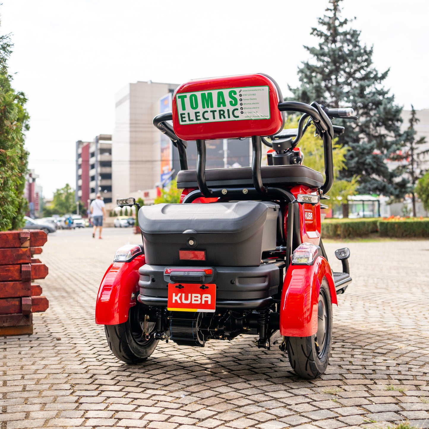 Tricicletă Electrică GRAPE 15, Fără Permis, Viteză Maximă 25 km/h, Autonomie 45km, Motor 500W, Baterie 60V 20Ah