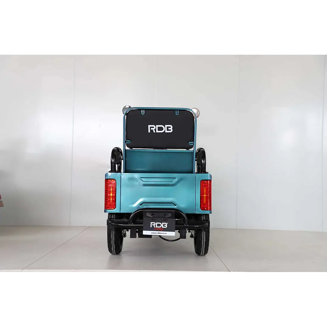Triciclu Electric Fără Permis RDB CARGO, Motor 2000W, Viteză Maximă 25 km/h, Autonomie 55km, 2 Locuri