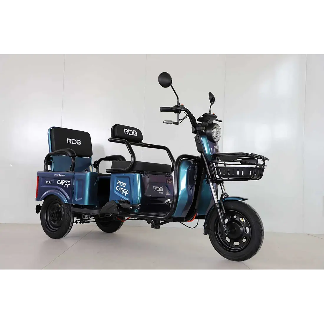 Triciclu Electric Fără Permis RDB CARGO, Motor 2000W, Viteză Maximă 25 km/h, Autonomie 55km, 2 Locuri