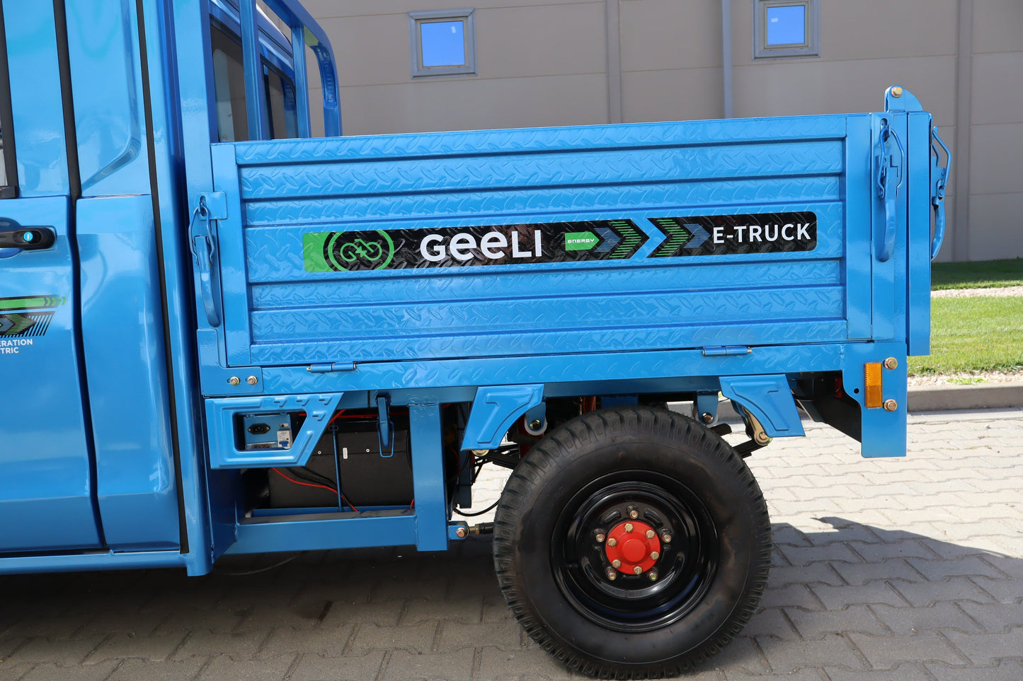 Geeli E-Truck, bena văzută de aproape