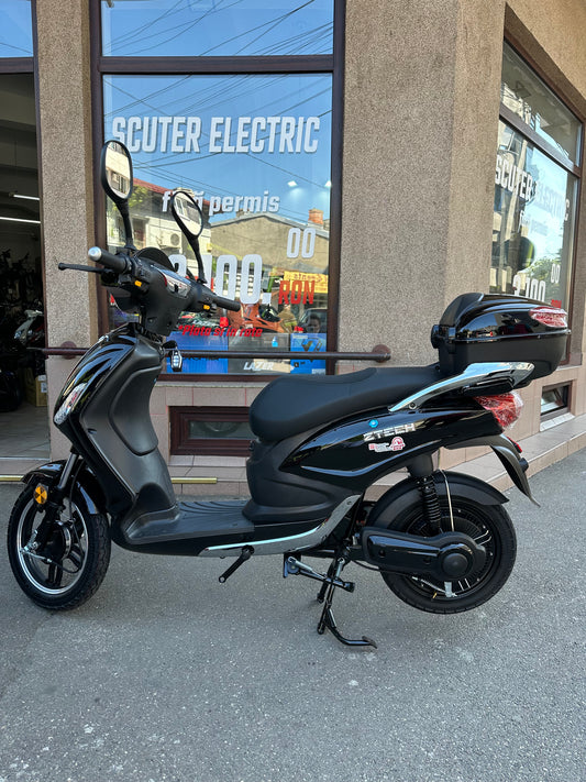 scuter electric fara permis negru, z-tech zt-09 ta, 900 W, baterie detasabila