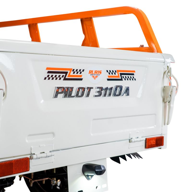 Oblonul benei cu inscripția PILOT 3110A