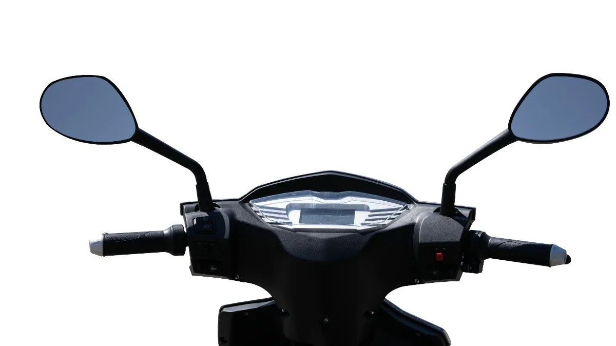 Bordul digital și oglinzile scuterului electric EvoTools Zmeu SC2100