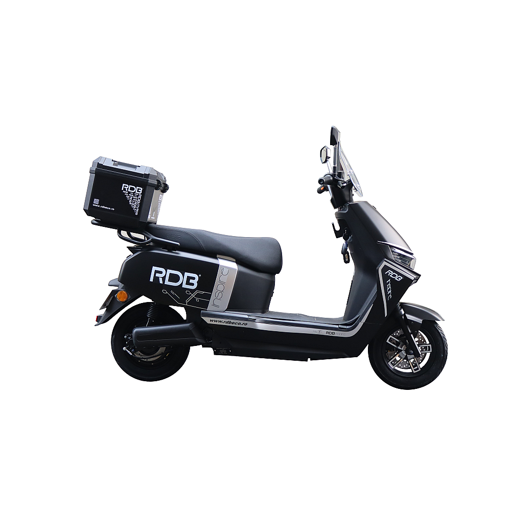Scuter electric RDB INSPIRE negru, vedere laterală cu portbagajul din spate
