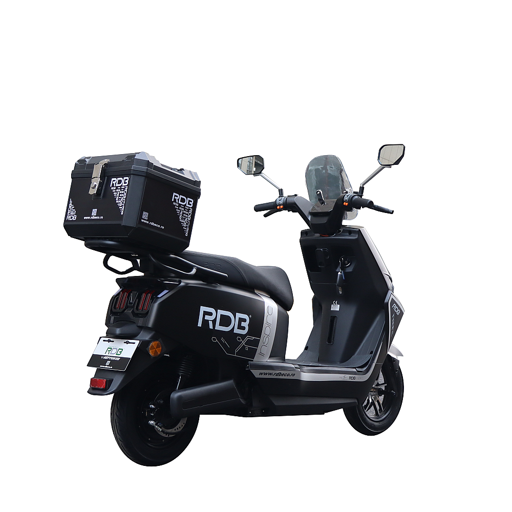 RDB INSPIRE negru, vedere laterală cu șaua lungă pentru două persoane