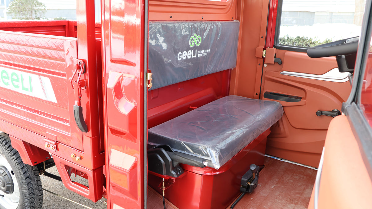 Bancheta șoferului din cabina Geeli E-Van