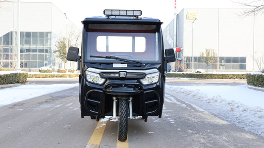 Triciclu electric Geeli E-Van negru, vedere frontală